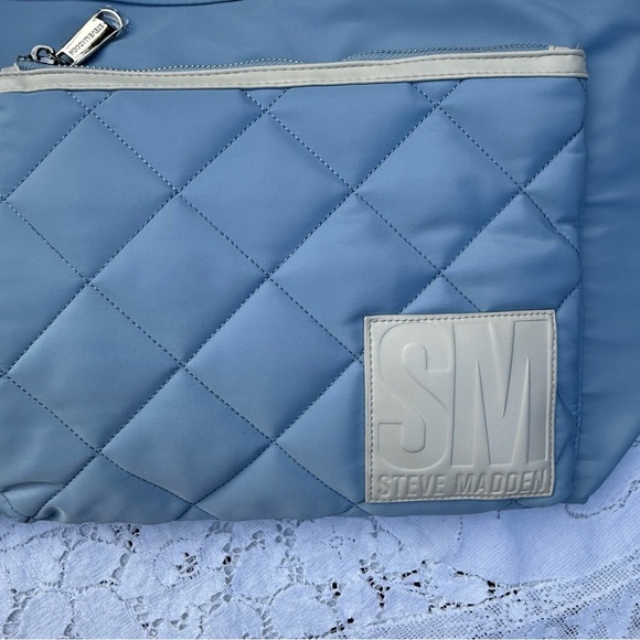 Steve Madden Stylish Blue Quilted Women's Nylon Tote Bag - Picture 9 of 14